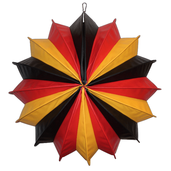 Der wetterfeste outdoor Lampion Barlooon in der schwarz-rot- gelb Sonderausführung als You-Edition in der Größe L - von der Seite.