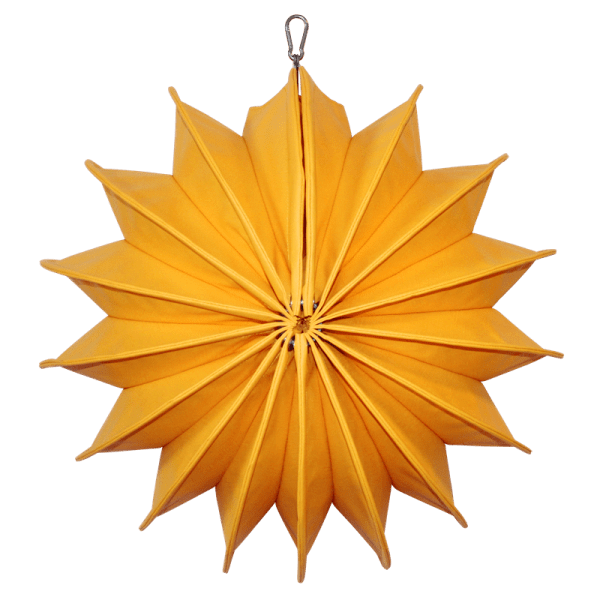 Der wetterfeste Outdoor Lampion Barlooon in gelb in der Grösse M - von der Seite.