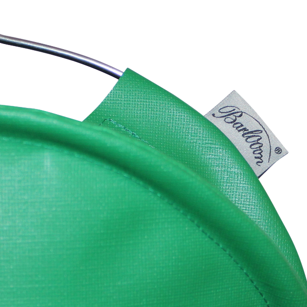 Wetterfester Outdoor Lampion Barlooon S grün mit dem Label.